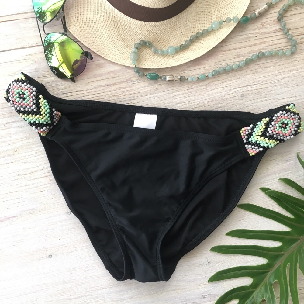 Xhilaration LRG Hip Beads 👙